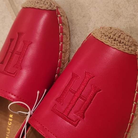 Tommy Hilfiger Bold Red Slip-On Espadrilles 6 1/2 Size - Picture 10 of 17